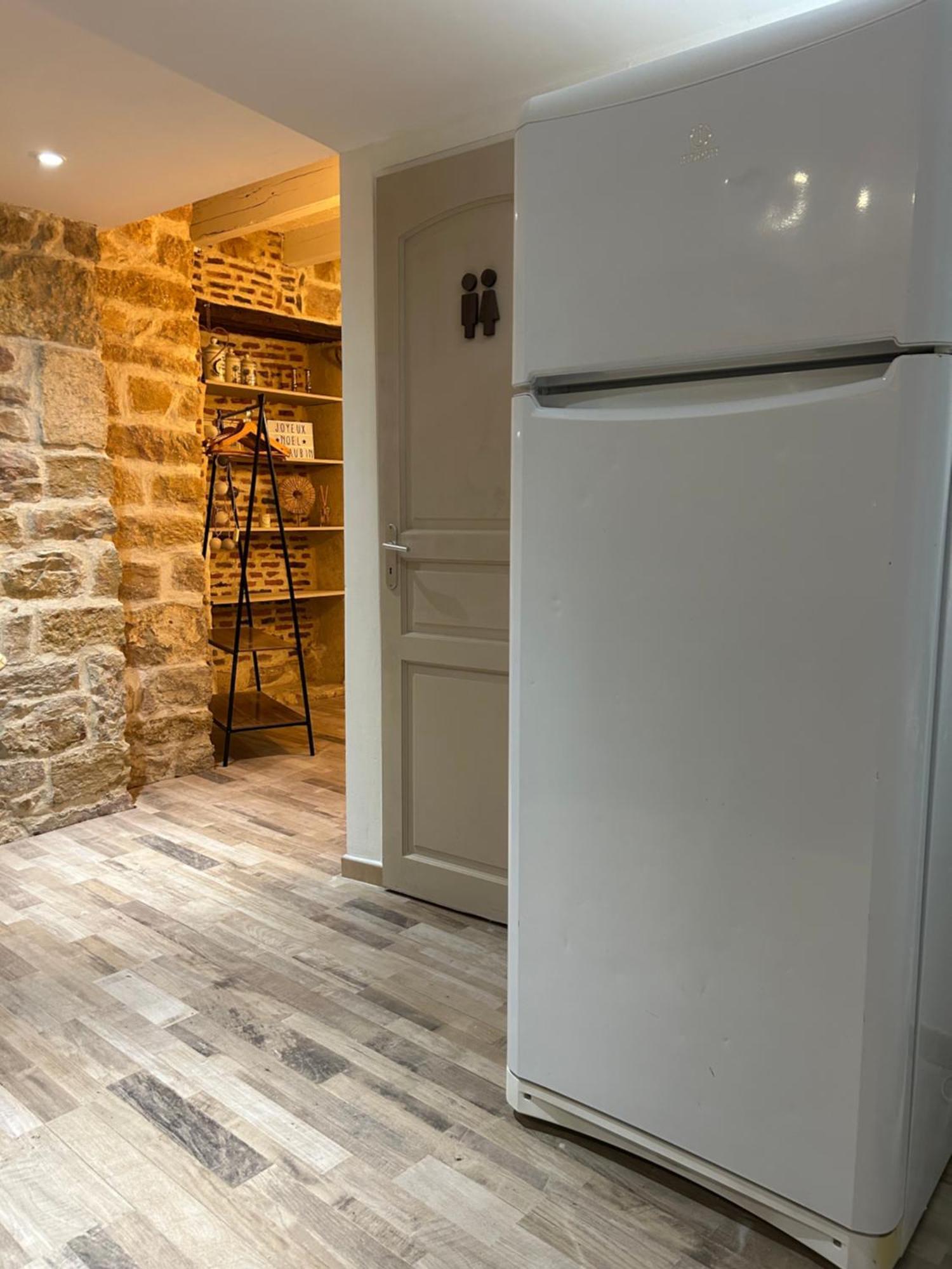Comme A La Maison Apartment